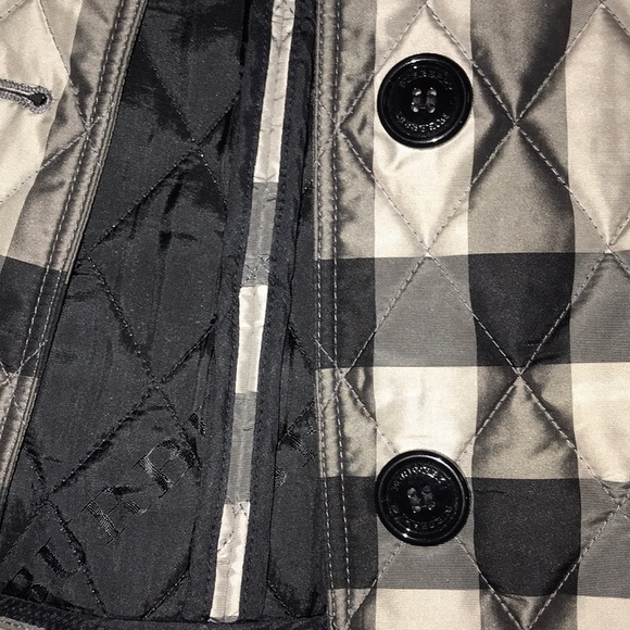 SOLD Burberry quilted jacket size XS - Picture 6 of 8
